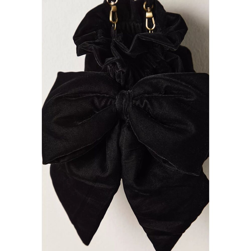 Free People Belle Velvet Bow Bag - Picture 11 of 11